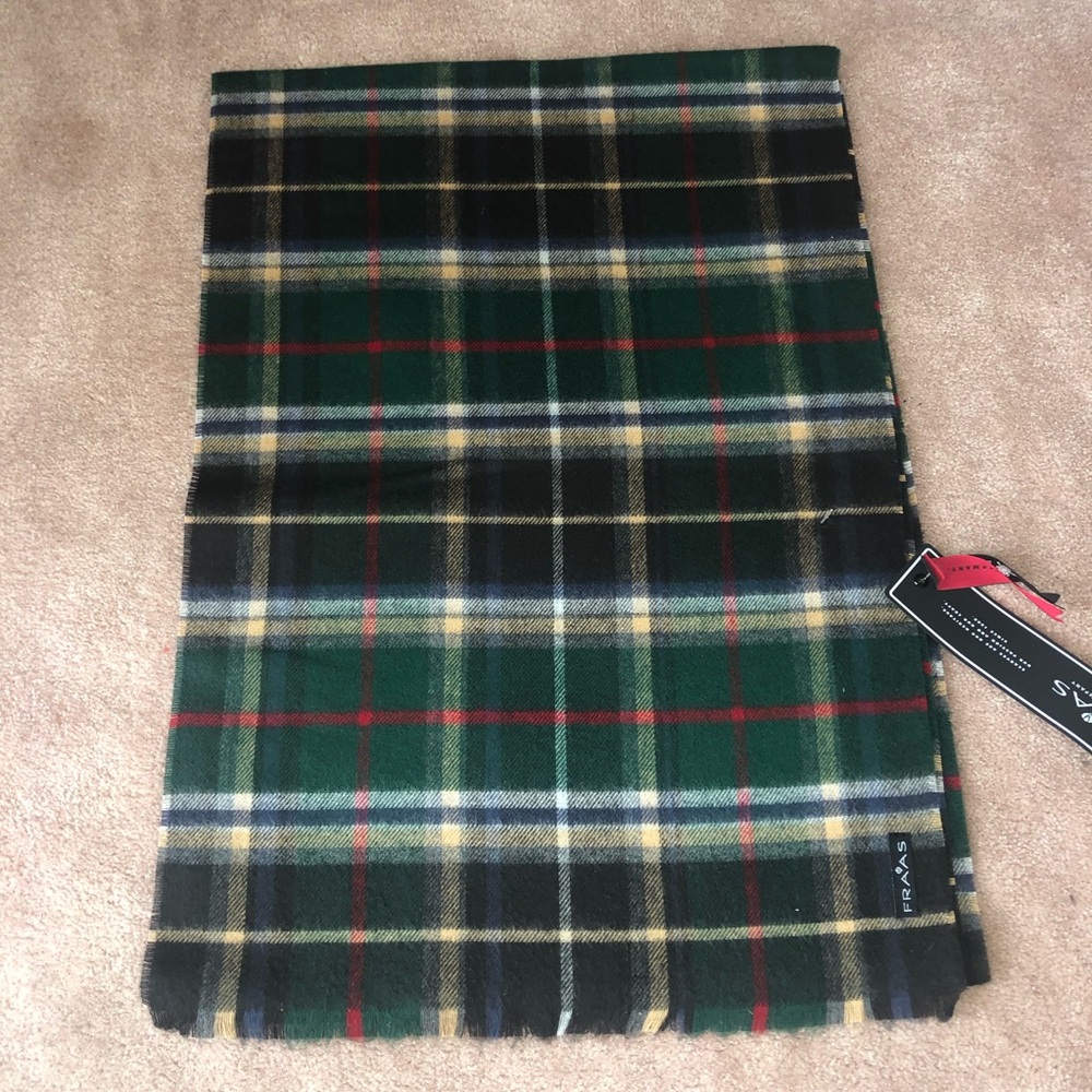 Mens’ V. FRAAS Plaid Scarf NWT